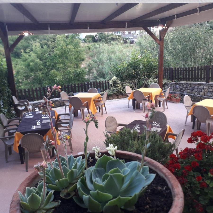 Country House B&B Antica Dimora Del Sole Camerota Buitenkant foto