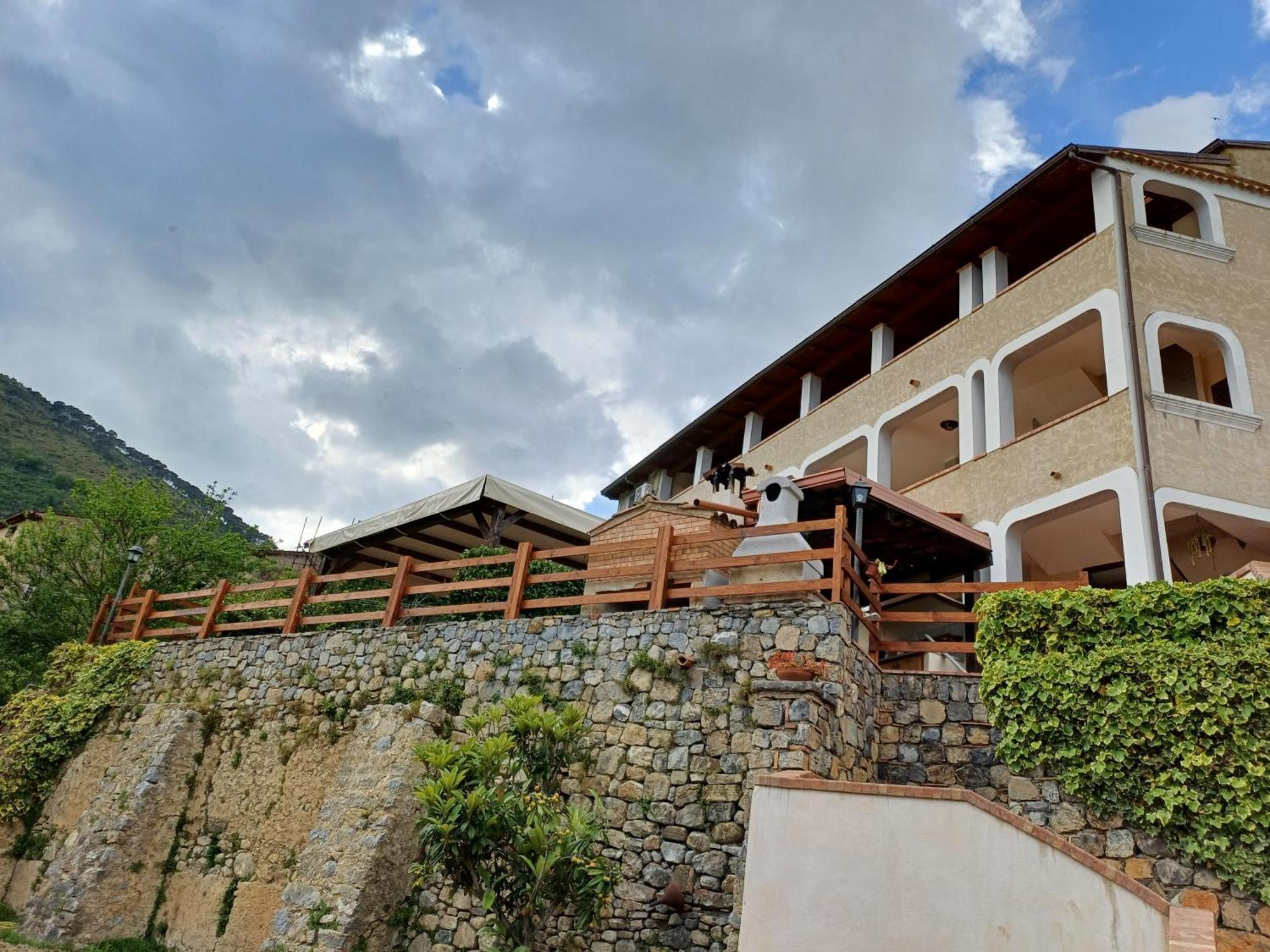 Country House B&B Antica Dimora Del Sole Camerota Buitenkant foto